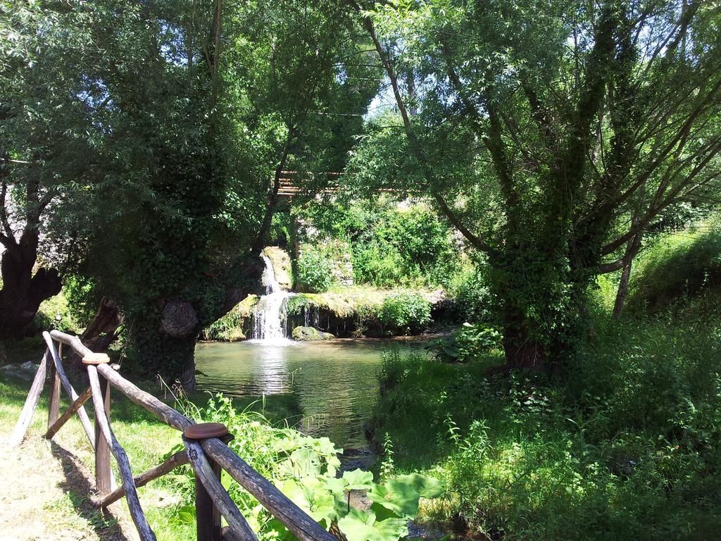 Villa L'Antica Mola Castel Madama Zimmer foto
