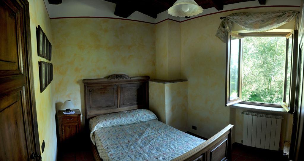 Villa L'Antica Mola Castel Madama Zimmer foto