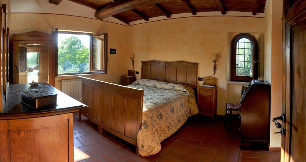 Villa L'Antica Mola Castel Madama Zimmer foto